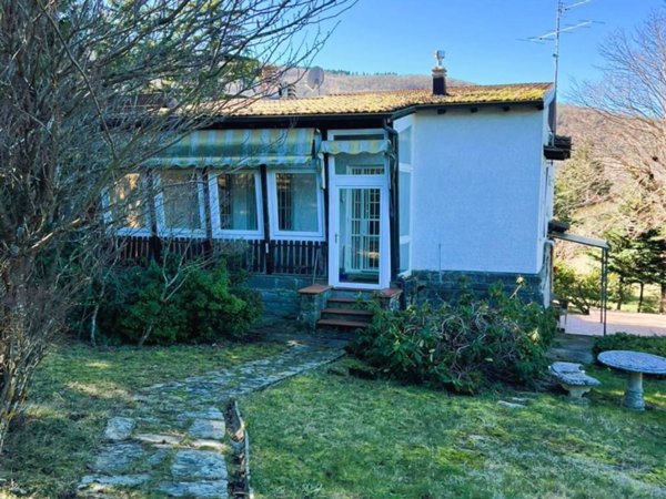 casa indipendente in vendita a Monghidoro in zona Piamaggio