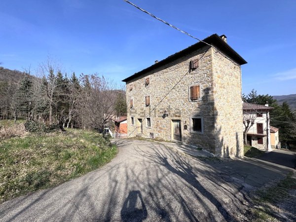 casa indipendente in vendita a Monghidoro in zona Campeggio