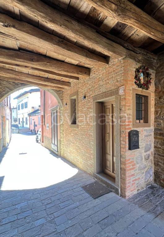 appartamento in vendita a Monghidoro in zona Piamaggio