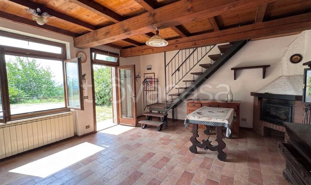 casa indipendente in vendita a Monghidoro in zona Campeggio