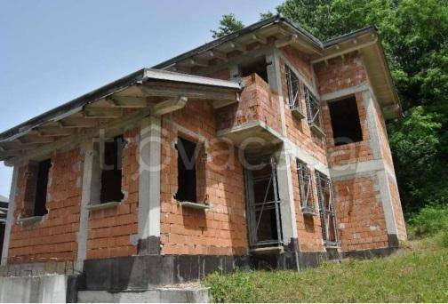 casa indipendente in vendita a Monghidoro