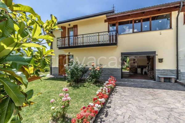 casa indipendente in vendita a Monghidoro in zona Campeggio