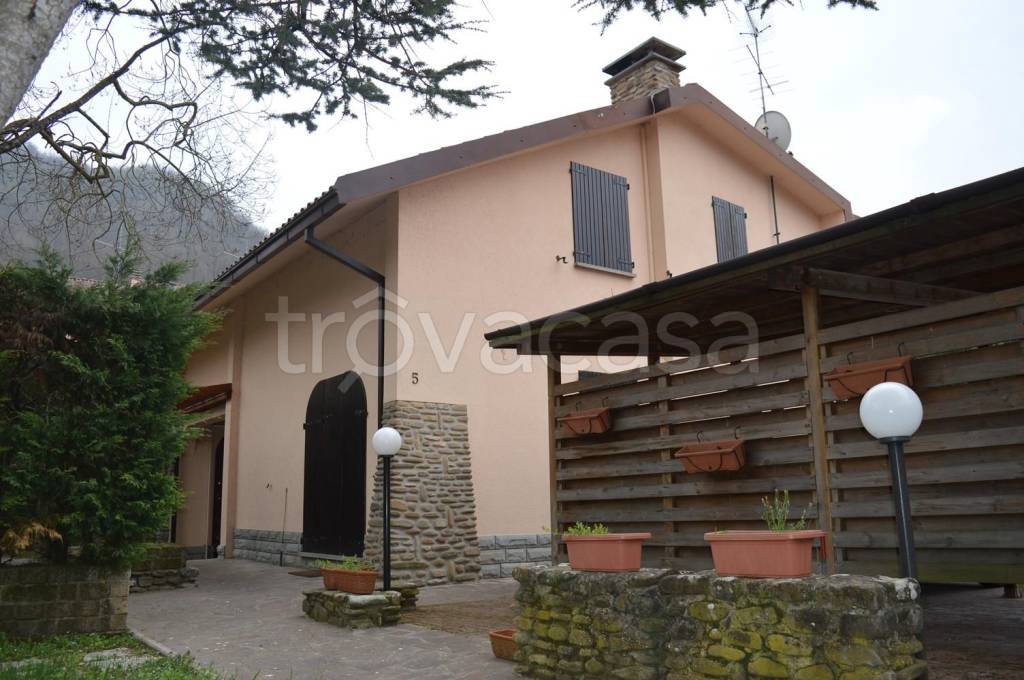 casa indipendente in vendita a Monterenzio in zona Savazza