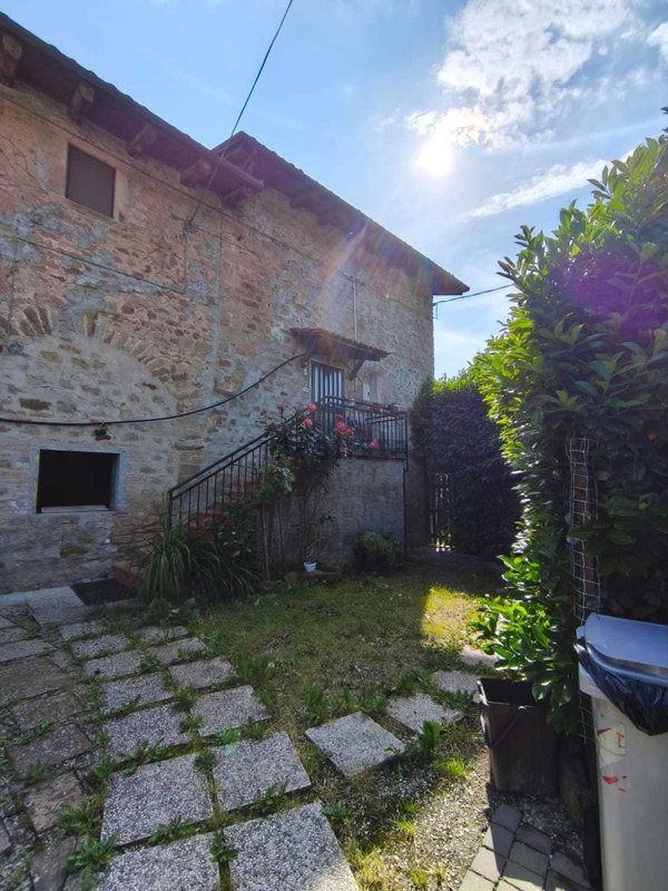 casa semindipendente in vendita a Monterenzio in zona Pizzano