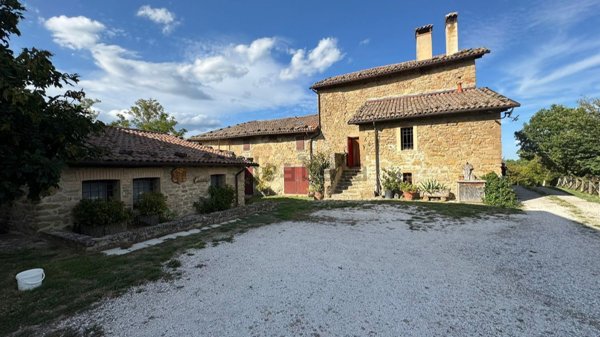 casale in vendita a Monterenzio