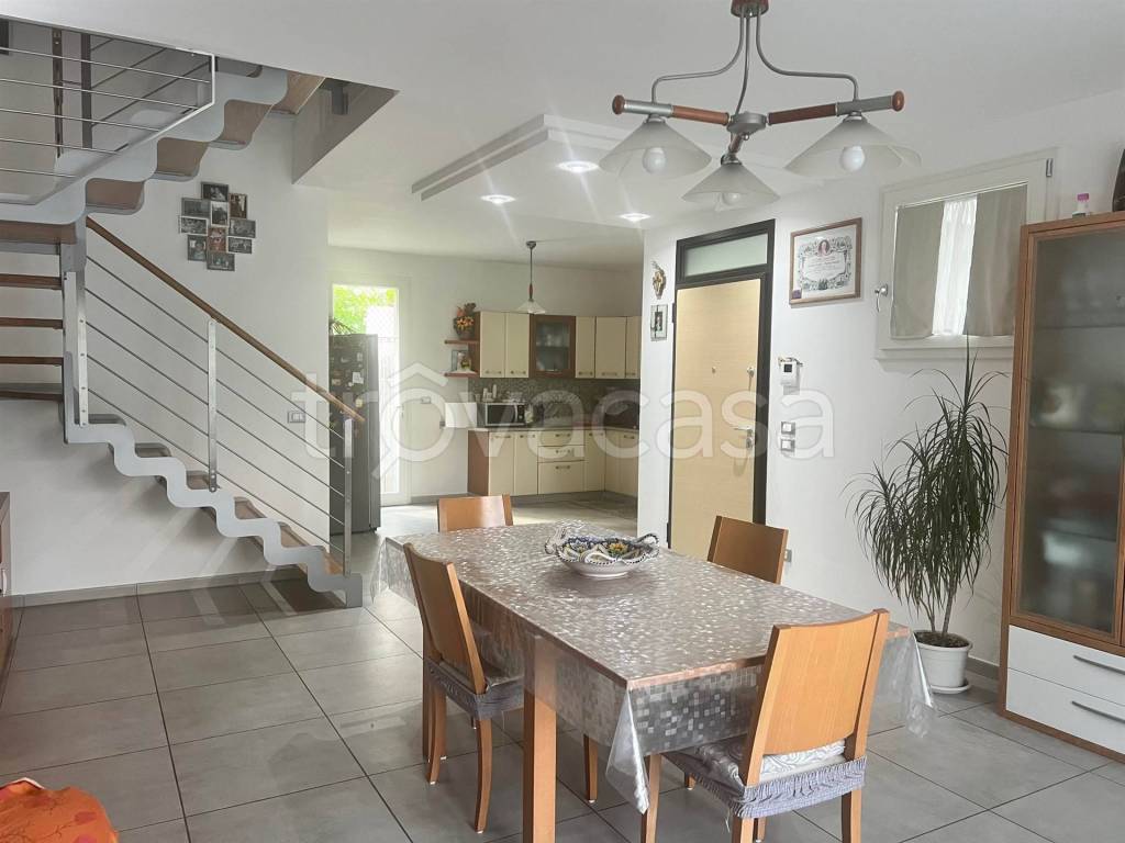 casa indipendente in vendita a Monterenzio in zona Pizzano