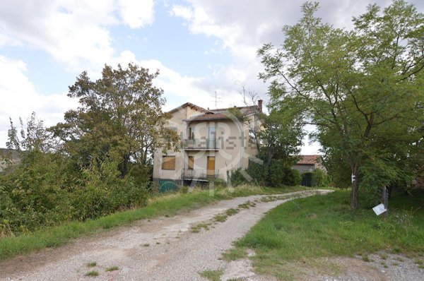 casa indipendente in vendita a Monterenzio