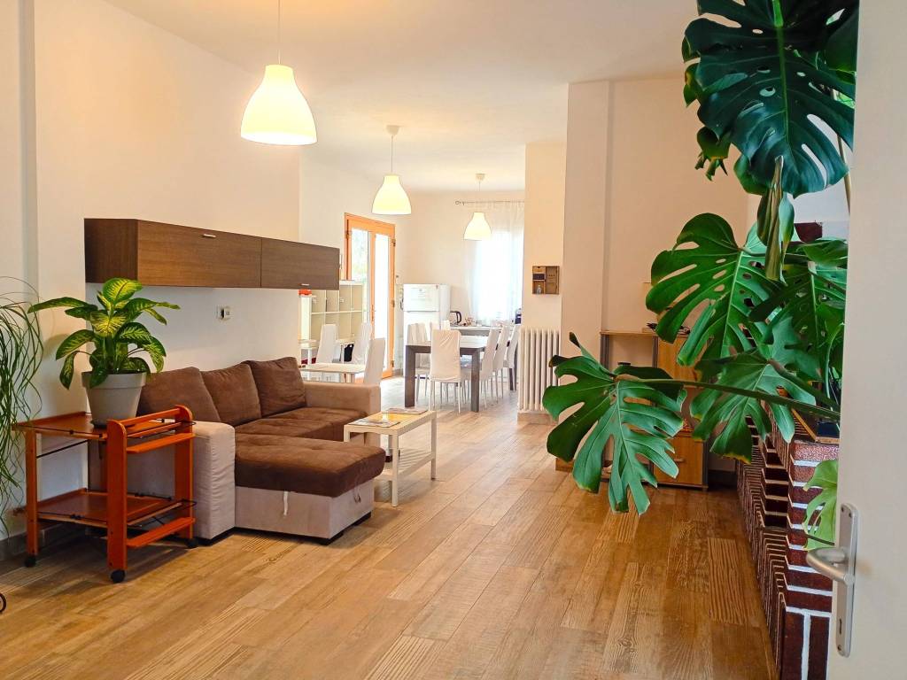 casa indipendente in vendita a Monterenzio in zona Cassano