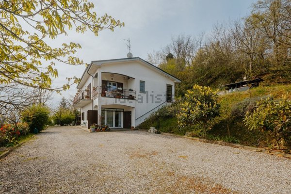 casa indipendente in vendita a Monterenzio