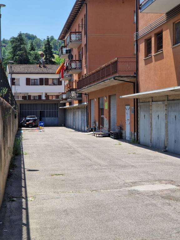 locale commerciale in vendita a Monterenzio in zona Bisano
