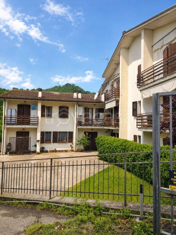 appartamento in vendita a Monterenzio in zona San Benedetto del Querceto