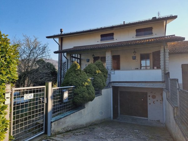casa indipendente in vendita a Monterenzio