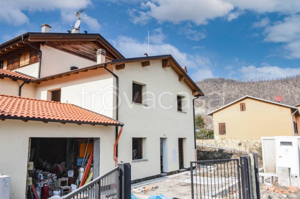 casa indipendente in vendita a Monte San Pietro in zona Calderino