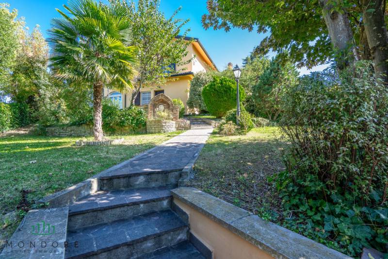 casa indipendente in vendita a Monte San Pietro in zona Calderino