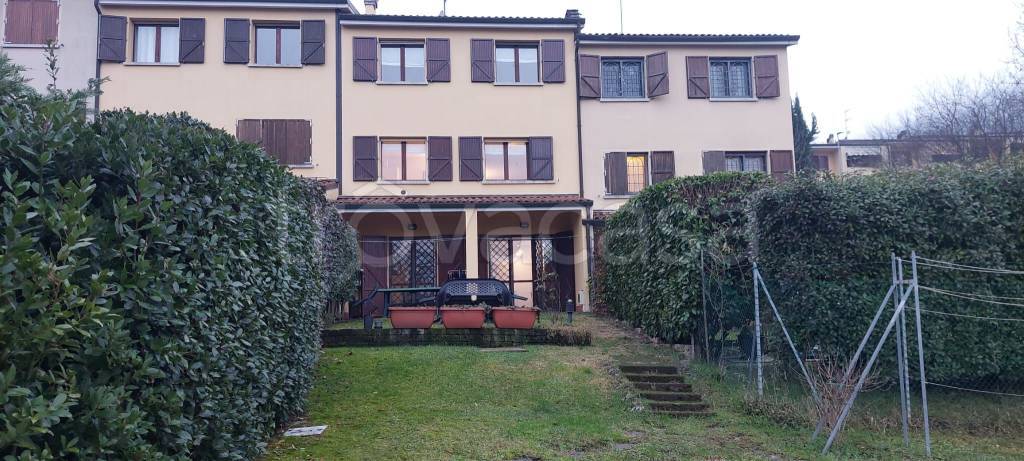 casa indipendente in vendita a Monte San Pietro in zona Calderino