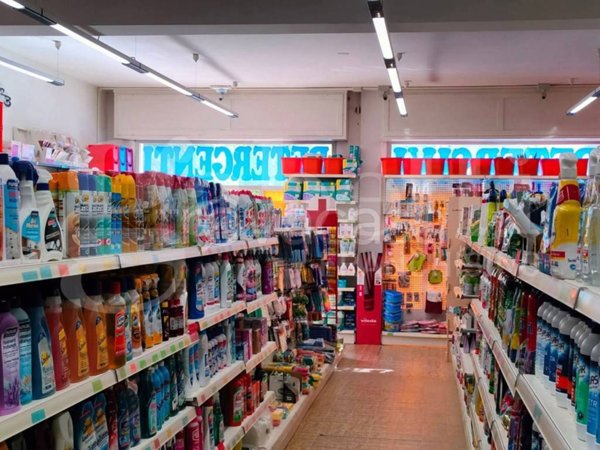 negozio in vendita a Monte San Pietro in zona Calderino