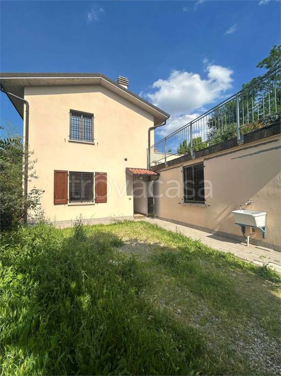 casa indipendente in vendita a Monte San Pietro in zona Calderino