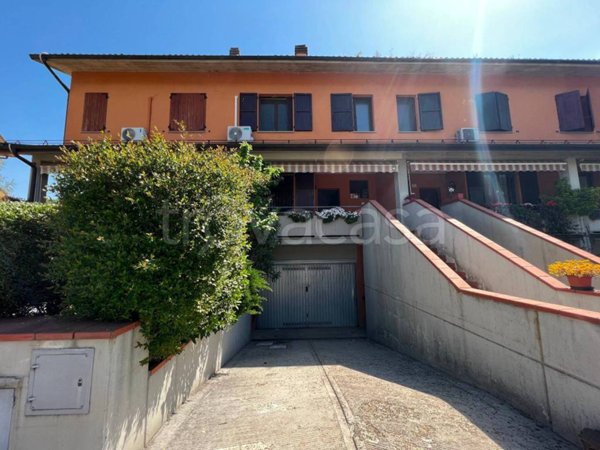 casa indipendente in vendita a Monte San Pietro in zona Monte San Giovanni
