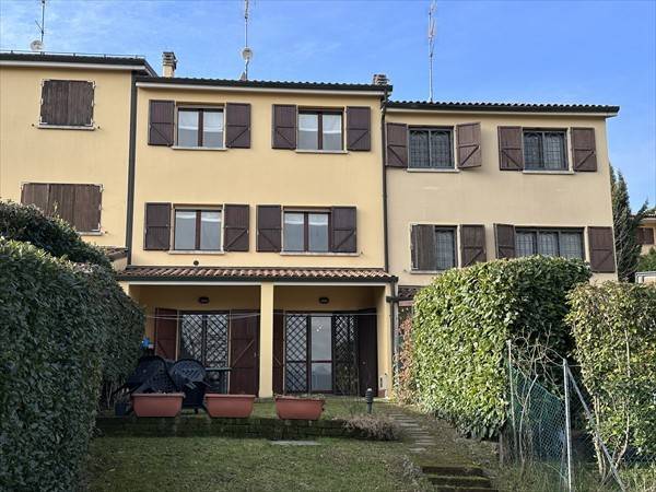 casa indipendente in vendita a Monte San Pietro in zona Calderino