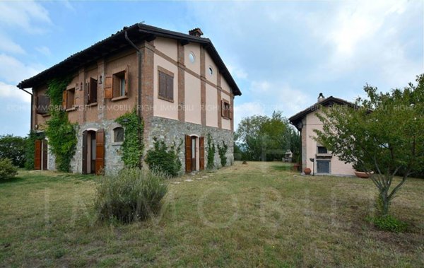 casa indipendente in vendita a Monte San Pietro in zona Montepastore