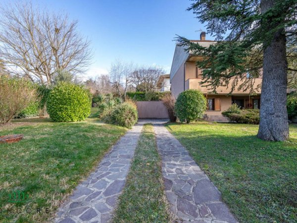 casa indipendente in vendita a Monte San Pietro in zona Calderino