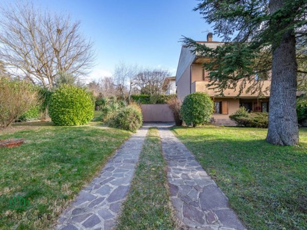 casa indipendente in vendita a Monte San Pietro in zona Calderino