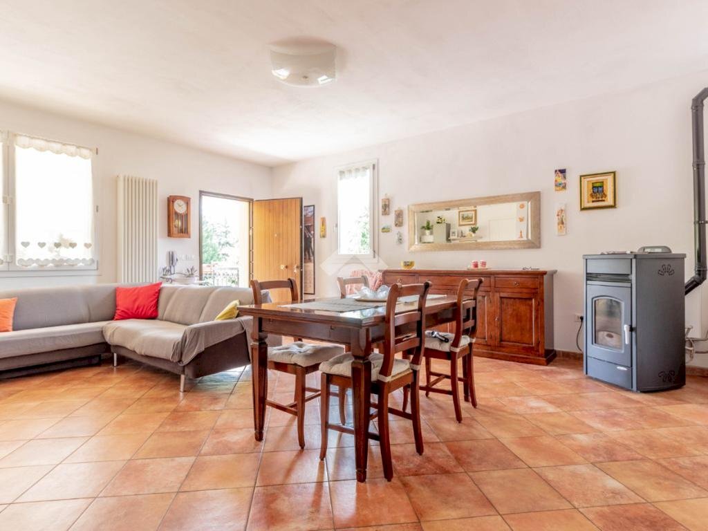 casa indipendente in vendita a Monte San Pietro