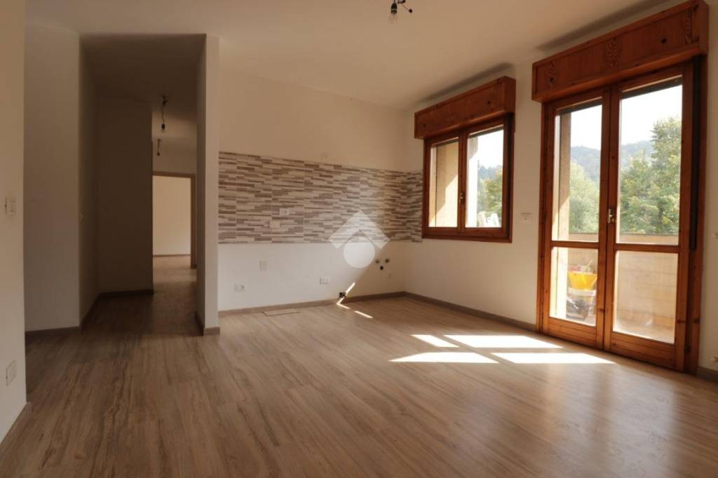 appartamento in vendita a Monte San Pietro in zona Monte San Giovanni