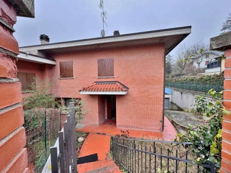 appartamento in vendita a Monte San Pietro in zona Monte San Giovanni