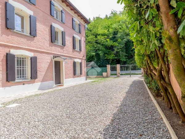 casa indipendente in vendita a Monte San Pietro in zona Calderino