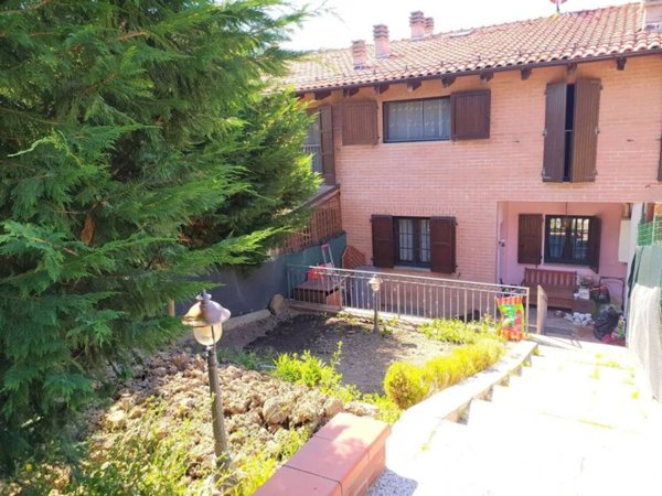 casa indipendente in vendita a Monte San Pietro in zona Montepastore