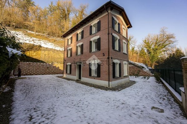 casa indipendente in vendita a Monte San Pietro in zona Calderino
