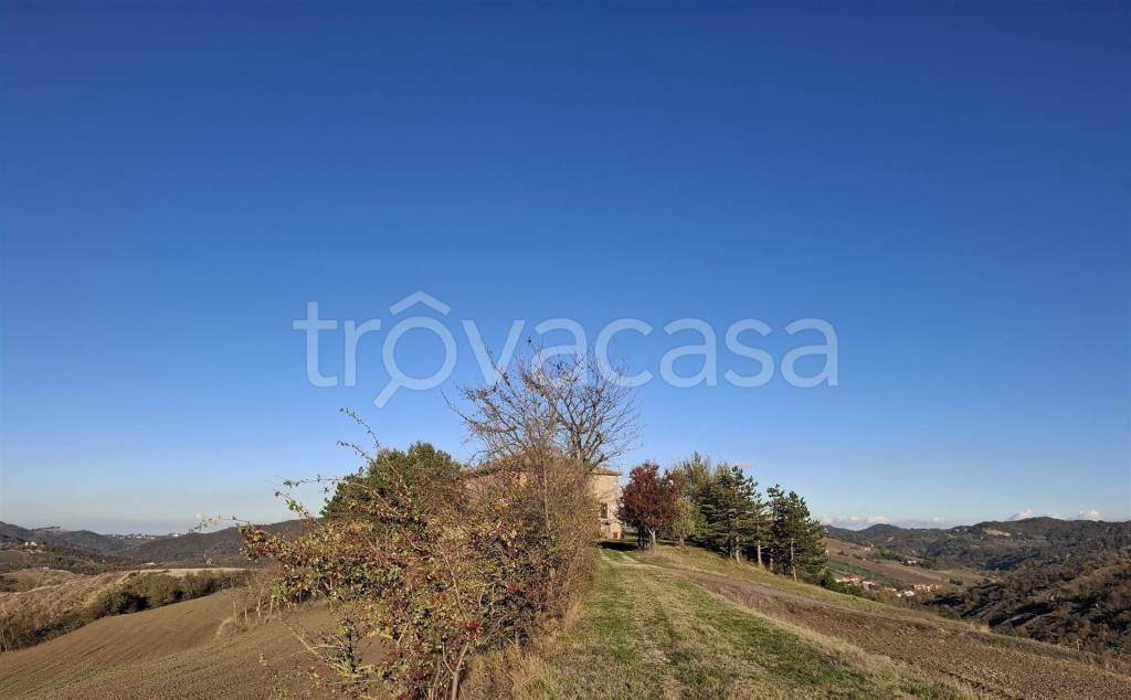 casa indipendente in vendita a Monte San Pietro in zona Badia