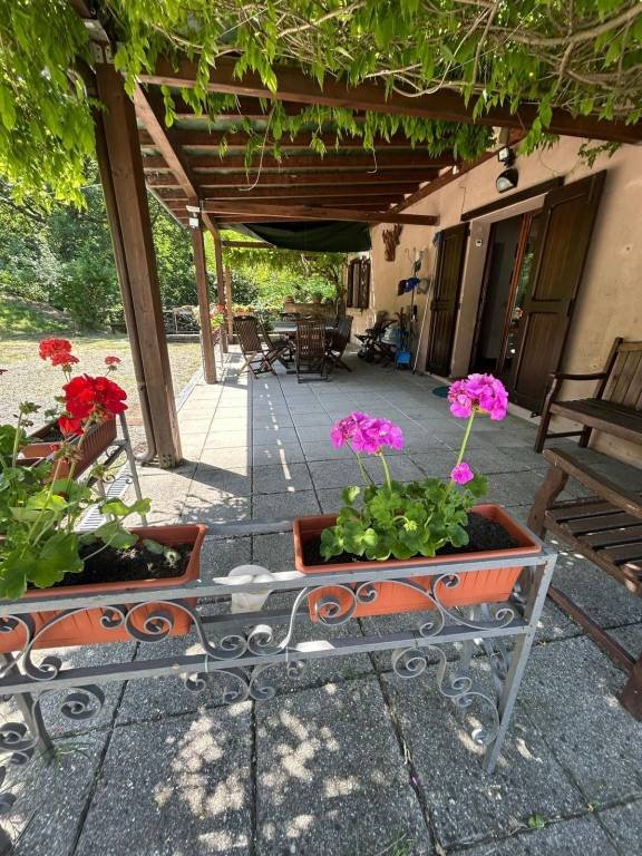 casa indipendente in vendita a Monte San Pietro in zona Calderino