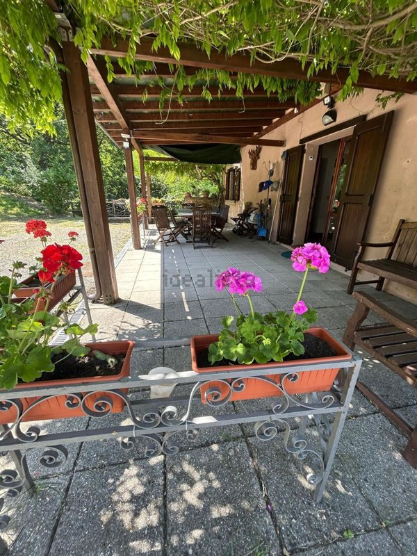 casa indipendente in vendita a Monte San Pietro in zona Calderino