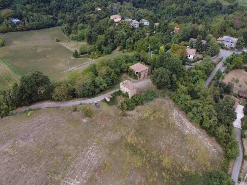 casa indipendente in vendita a Monte San Pietro in zona Calderino