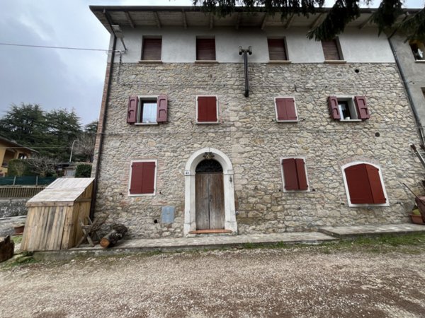 casa indipendente in vendita a Monte San Pietro