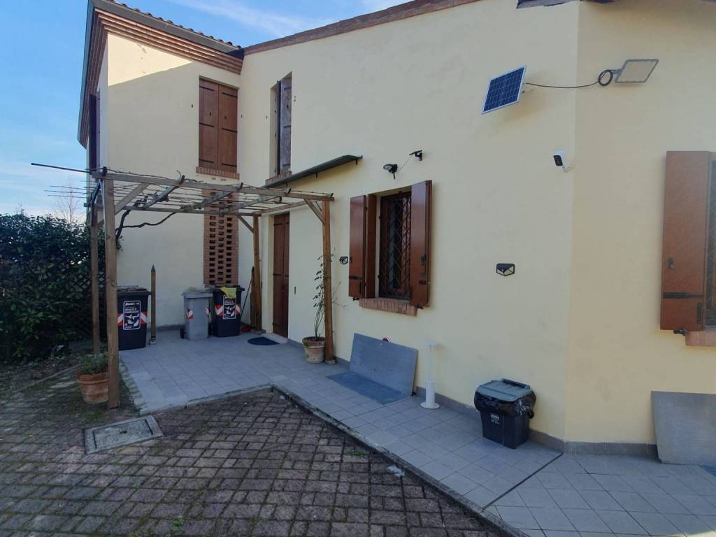 casa indipendente in vendita a Monte San Pietro in zona Montepastore