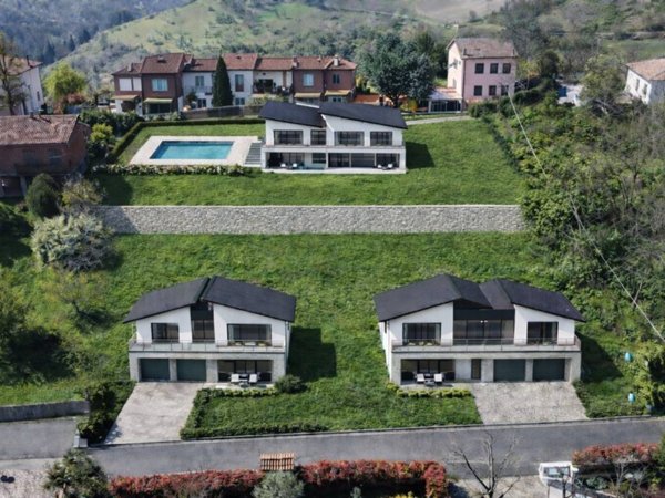 casa indipendente in vendita a Monte San Pietro