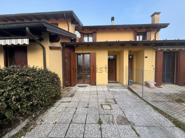 casa indipendente in vendita a Monte San Pietro in zona Montepastore