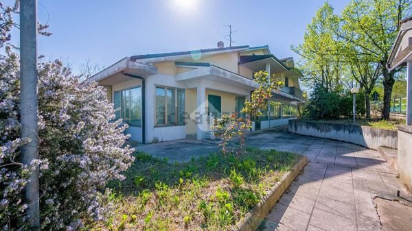 casa indipendente in vendita a Monte San Pietro