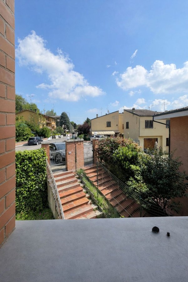 casa indipendente in vendita a Monte San Pietro in zona Monte San Giovanni