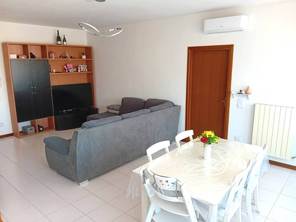 appartamento in vendita a Monte San Pietro in zona Calderino