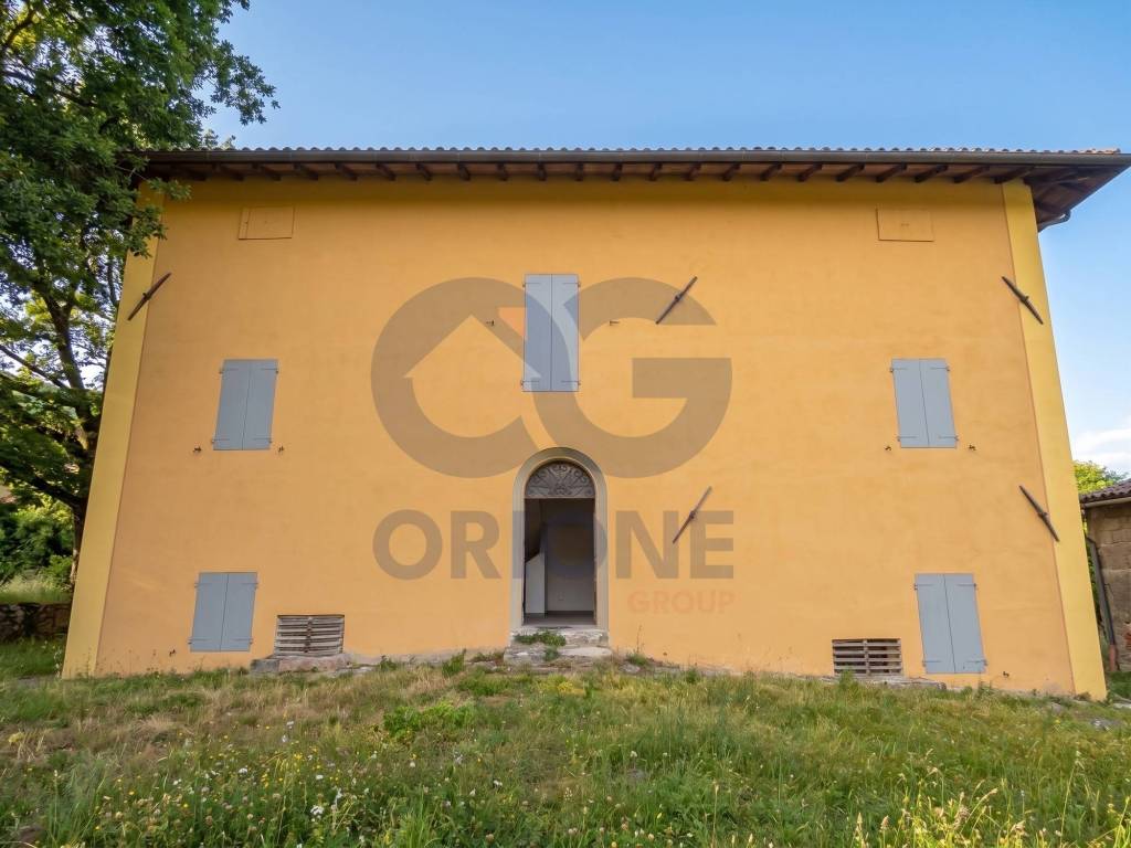 appartamento in vendita a Monte San Pietro in zona Monte San Giovanni