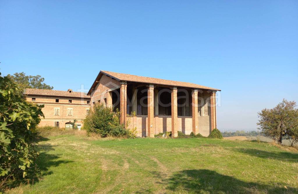 casa indipendente in vendita a Monte San Pietro in zona Loghetto