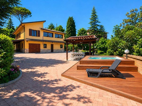 casa indipendente in vendita a Monte San Pietro
