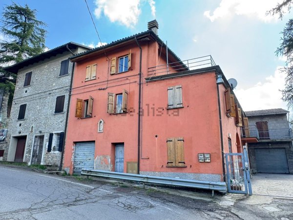 appartamento in vendita a Monte San Pietro in zona Montepastore