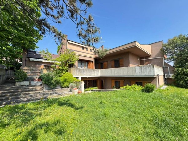 casa indipendente in vendita a Monte San Pietro