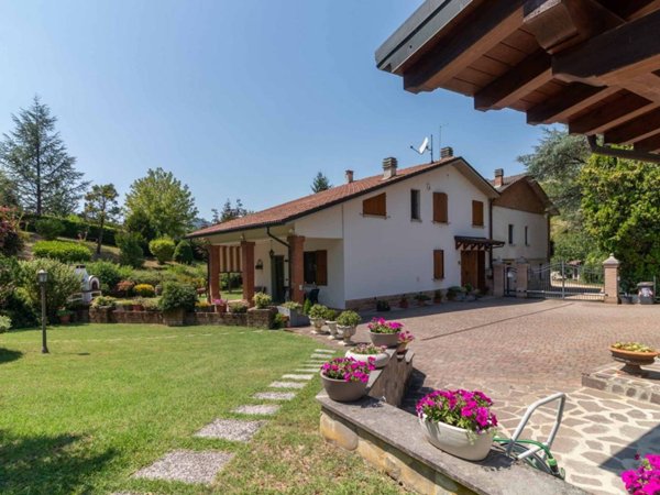 casa indipendente in vendita a Monte San Pietro in zona Calderino