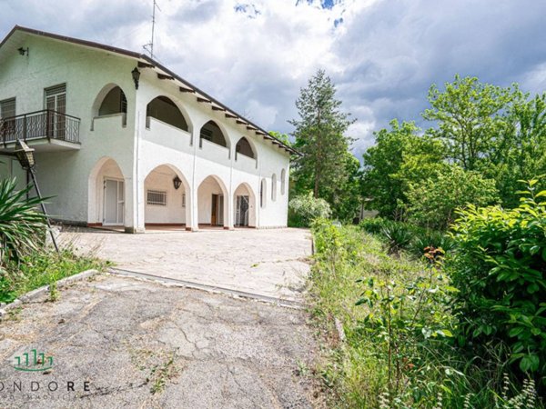 casa indipendente in vendita a Monte San Pietro in zona Calderino